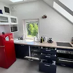 Апартаменты Neon Balaton, Large Botanical Garden, Bicycles, Pet&family Friendly, Outside Kitchen,