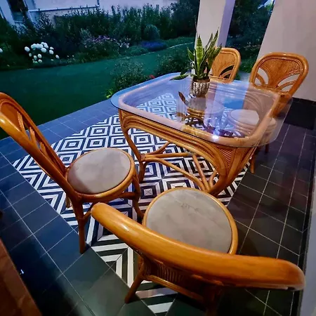 Apartamento Neon Balaton, Large Botanical Garden, Bicycles, Pet&family Friendly, Outside Kitchen, Csopak