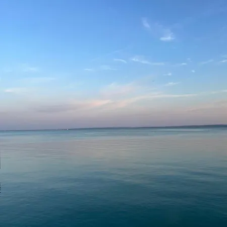 Neon Balaton, Large Botanical Garden, Bicycles, Pet&family Friendly, Outside Kitchen, Csopak