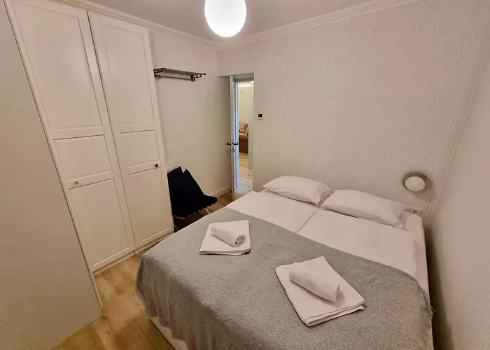 Neon Balaton, Large Botanical Garden, Bicycles, Pet&family Friendly, Outside Kitchen, * Csopak