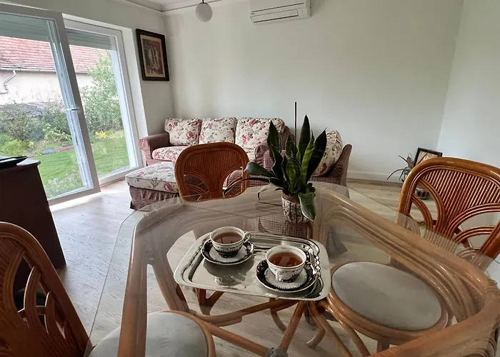 Neon Balaton, Large Botanical Garden, Bicycles, Pet&family Friendly, Outside Kitchen, * Csopak