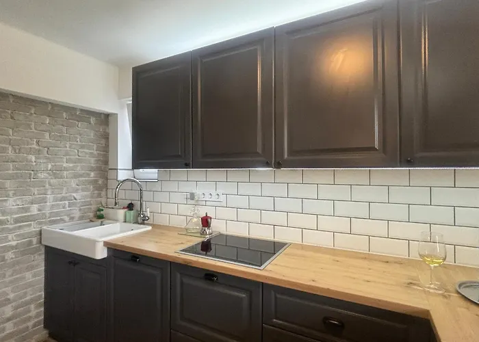 Neon Balaton, Large Botanical Garden, Bicycles, Pet&family Friendly, Outside Kitchen,