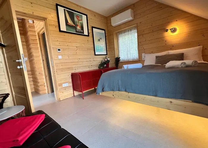 Neon Balaton, Large Botanical Garden, Bicycles, Pet&family Friendly, Outside Kitchen, Csopak