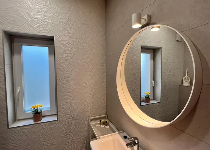 Apartament Neon Balaton, Large Botanical Garden, Bicycles, Pet&family Friendly, Outside Kitchen,