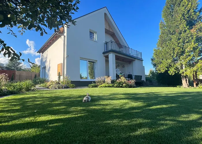 Apartament Neon Balaton, Large Botanical Garden, Bicycles, Pet&family Friendly, Outside Kitchen, Csopak