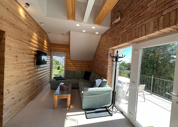 Neon Balaton, Large Botanical Garden, Bicycles, Pet&family Friendly, Outside Kitchen, *